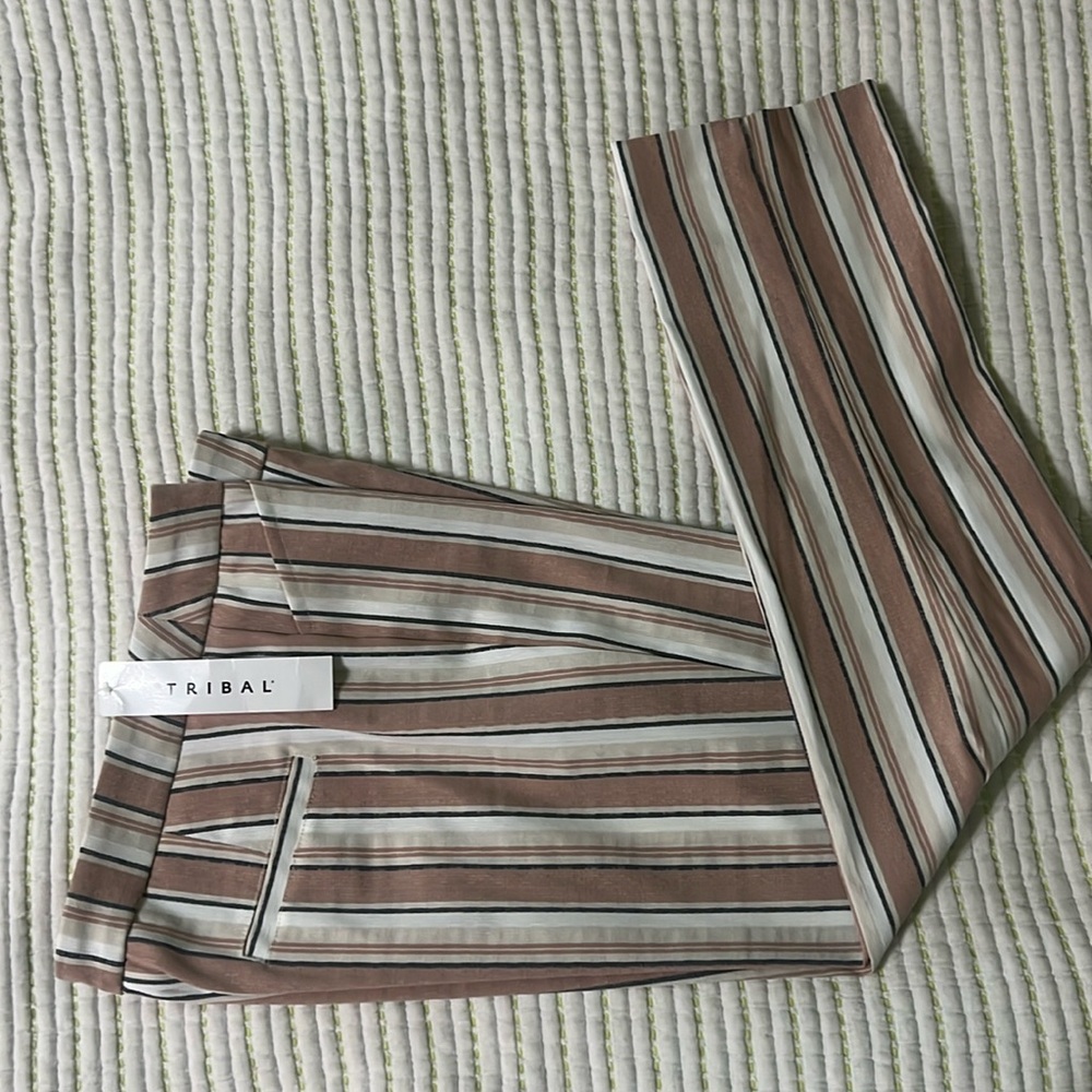 Tribal pull on stretchy capri pant   Clay stripe . Size 4